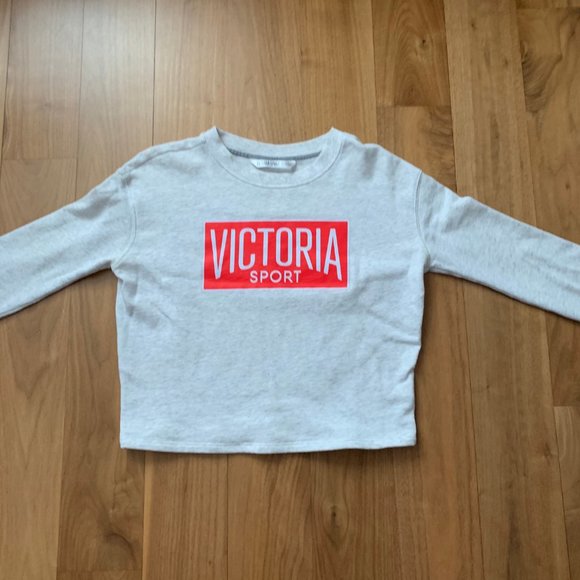 Victoria Secret Sport sweater - Picture 2 of 3